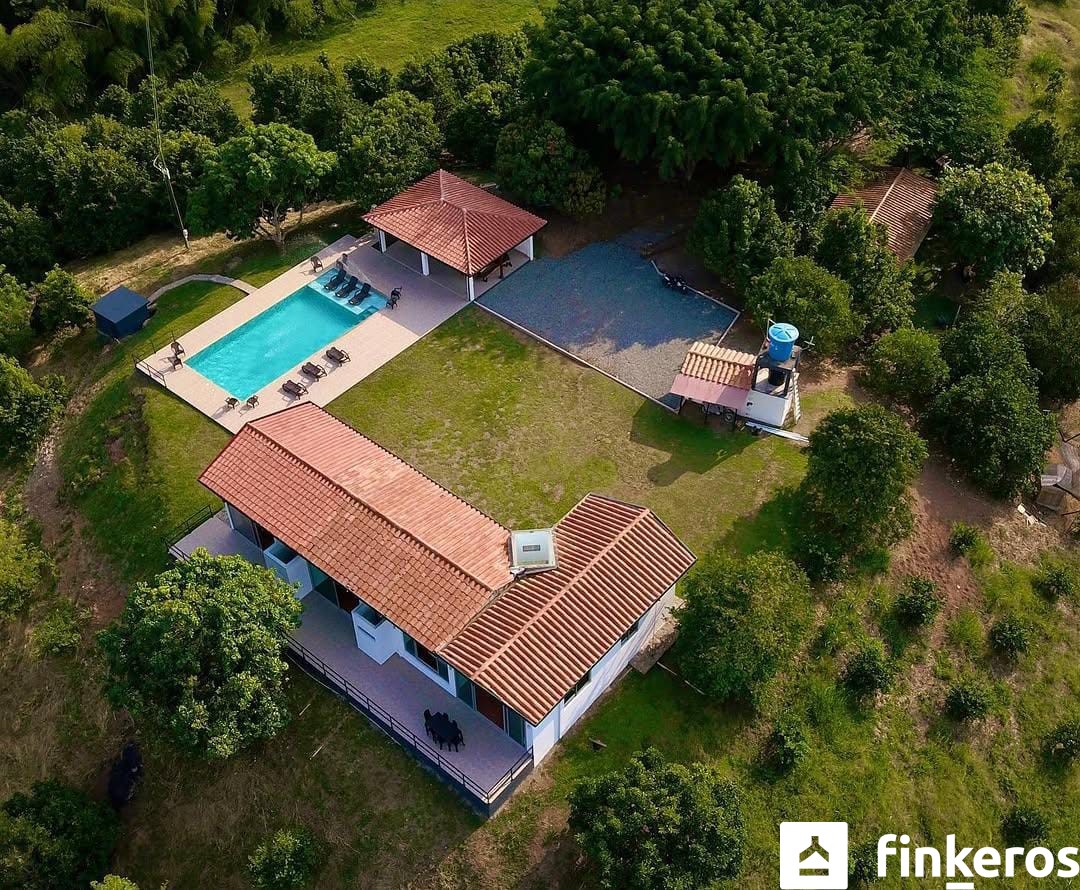 FINCA DE RECREO PARDES - Finca en Támesis, Antioquia